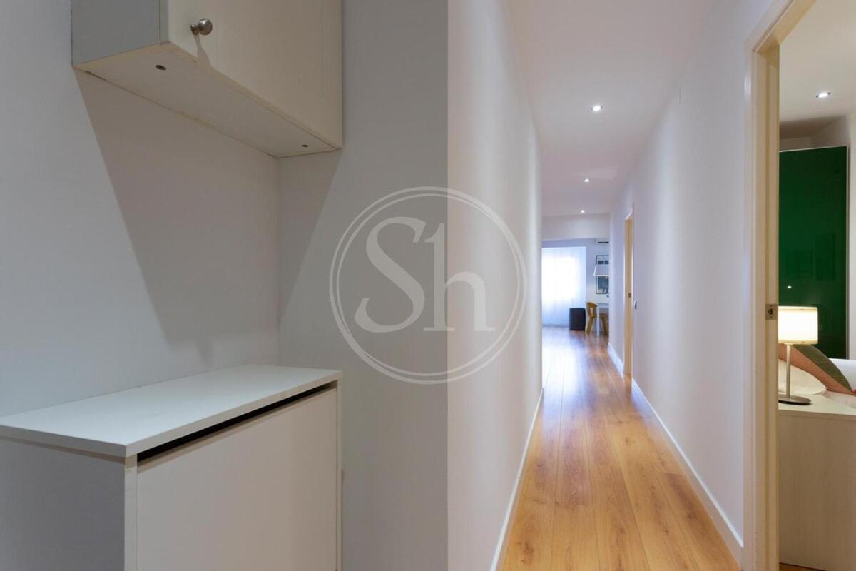 Bonito Apartamento Cerca De La Sagrada Familia Barcelona Exterior photo